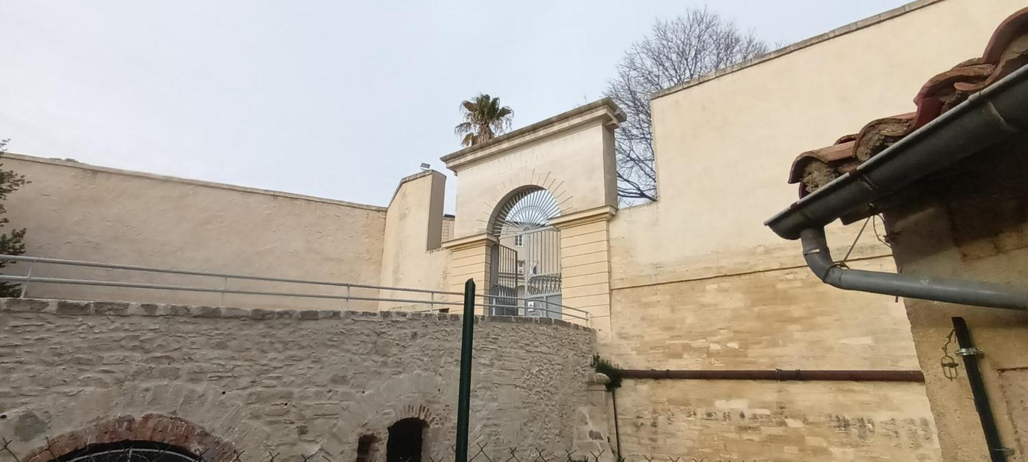 Maison Rulman Nîmes Exteriör bild